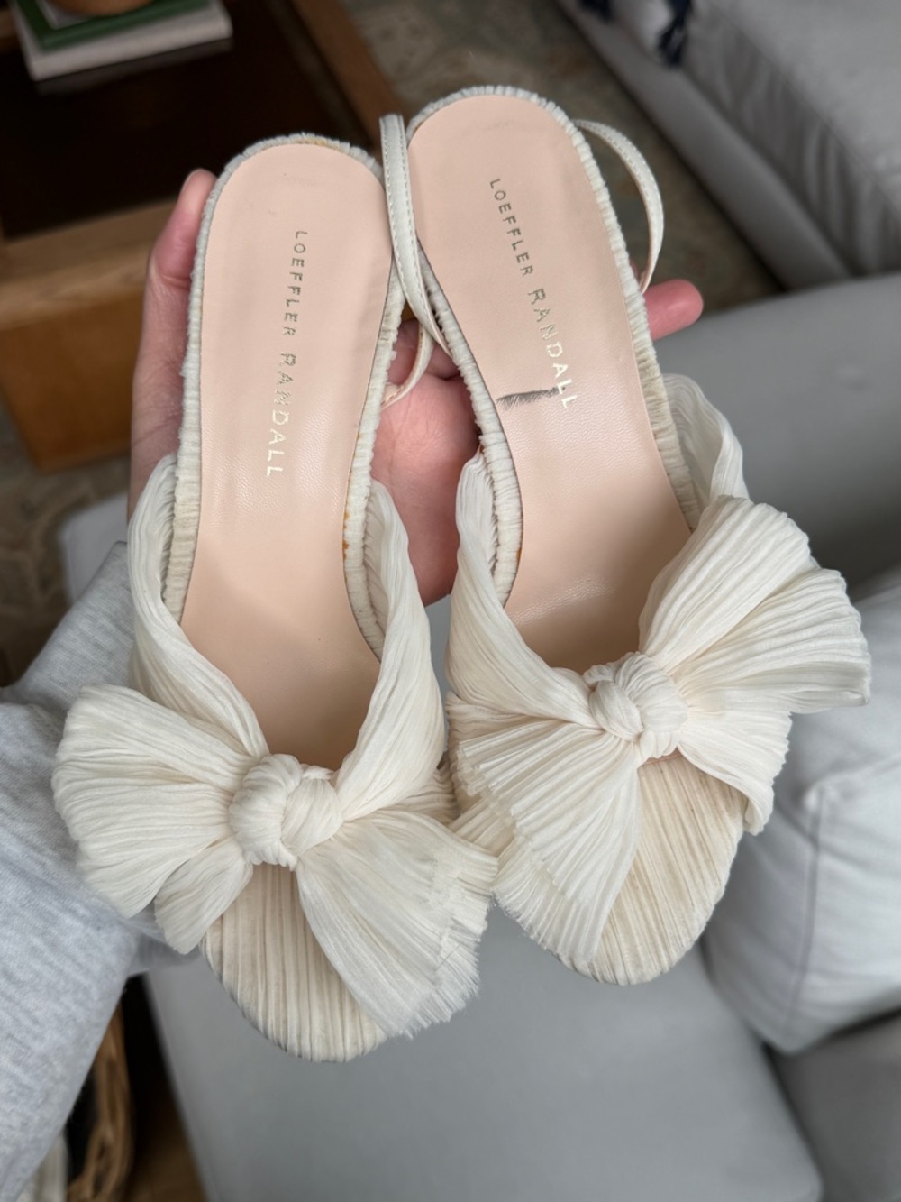 Loeffler Randall Camellia Pleated Bow Heel - Picture 4 of 9